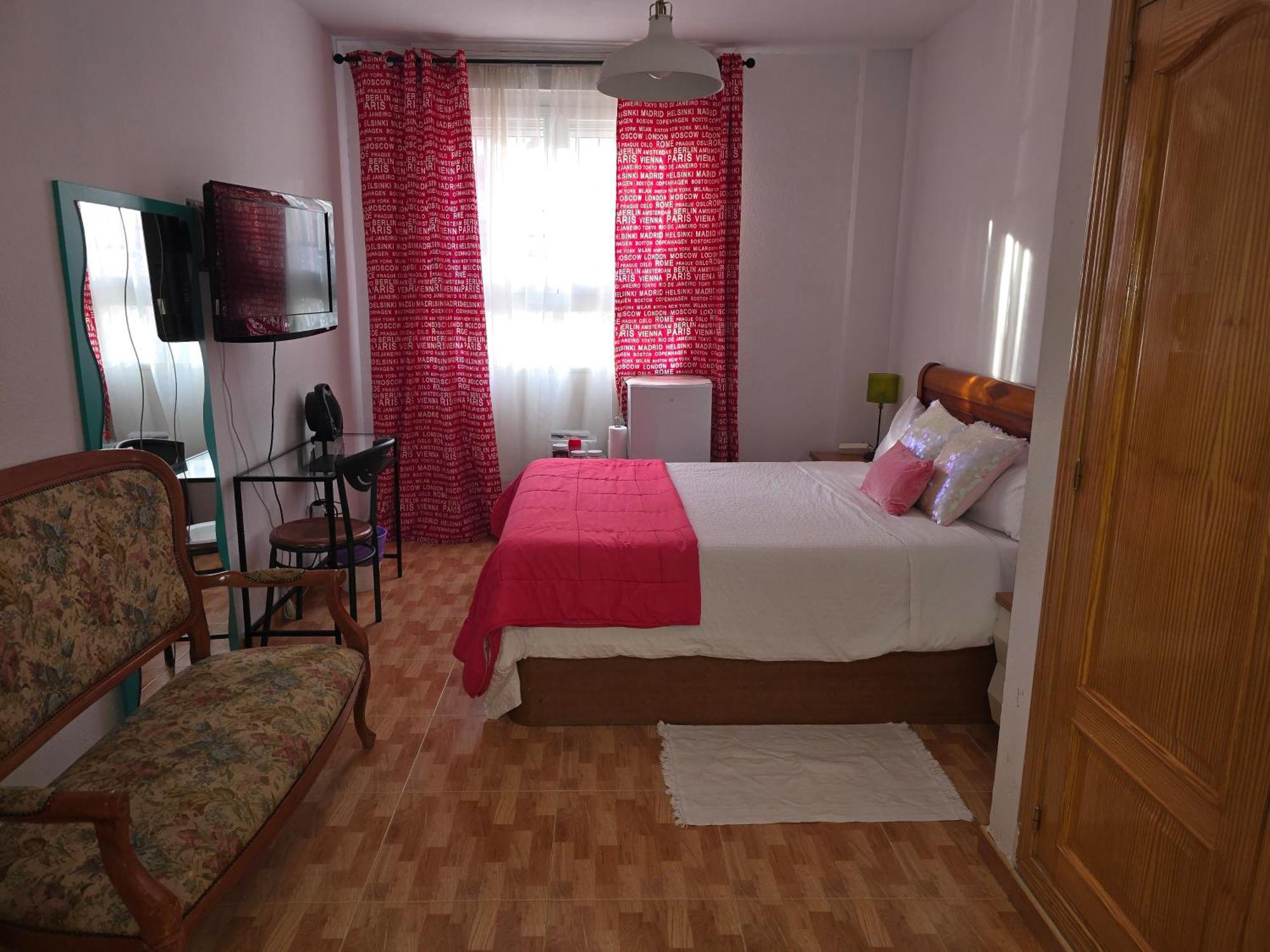 Acogedoras Habitaciones En 마드리드 객실 사진